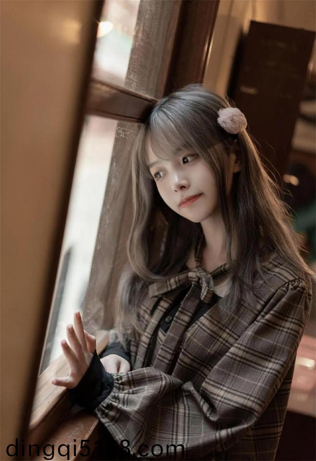 美女什么都没有穿