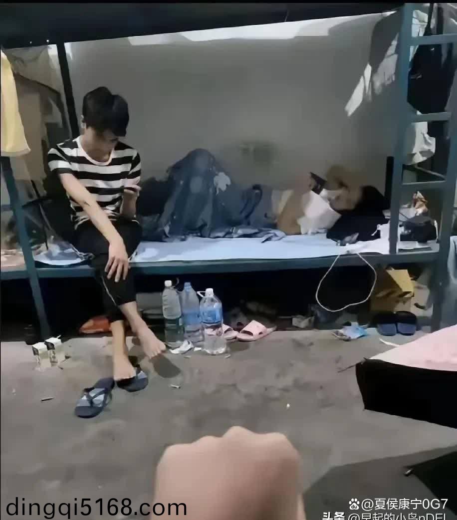 亚洲乱码卡一卡二知乎微博